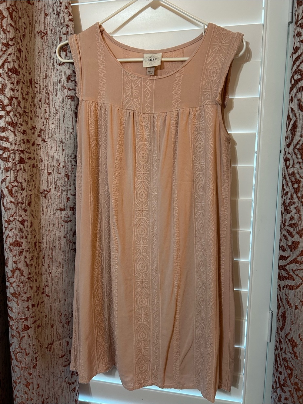 Knox Rose Peach Embroidered Sleeveless Mini Dress